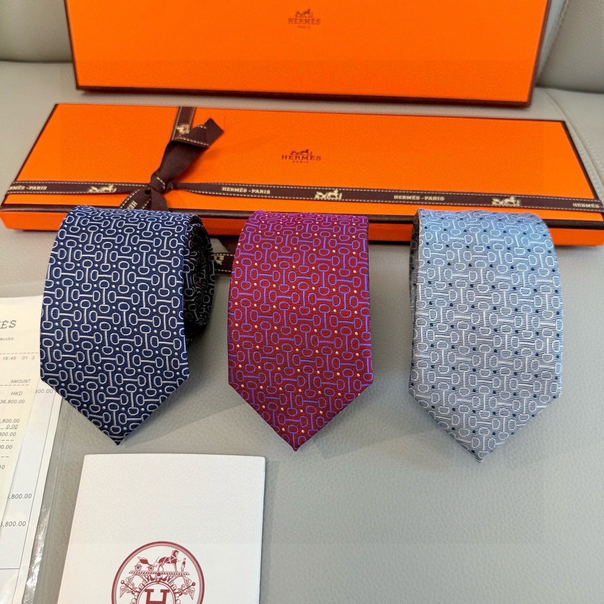 Hermes Style Men's Chain Motif Silk Tie