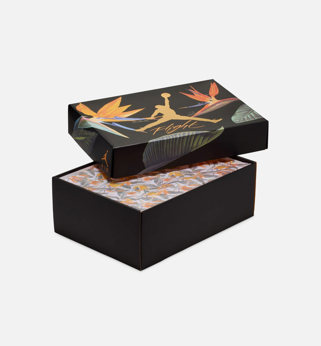 Air Jordan 4 Retro Womens Lifestyle Shoe - Coconut Milk/Metallic Gold/Muslin/Bright Mango/Sundial/Black