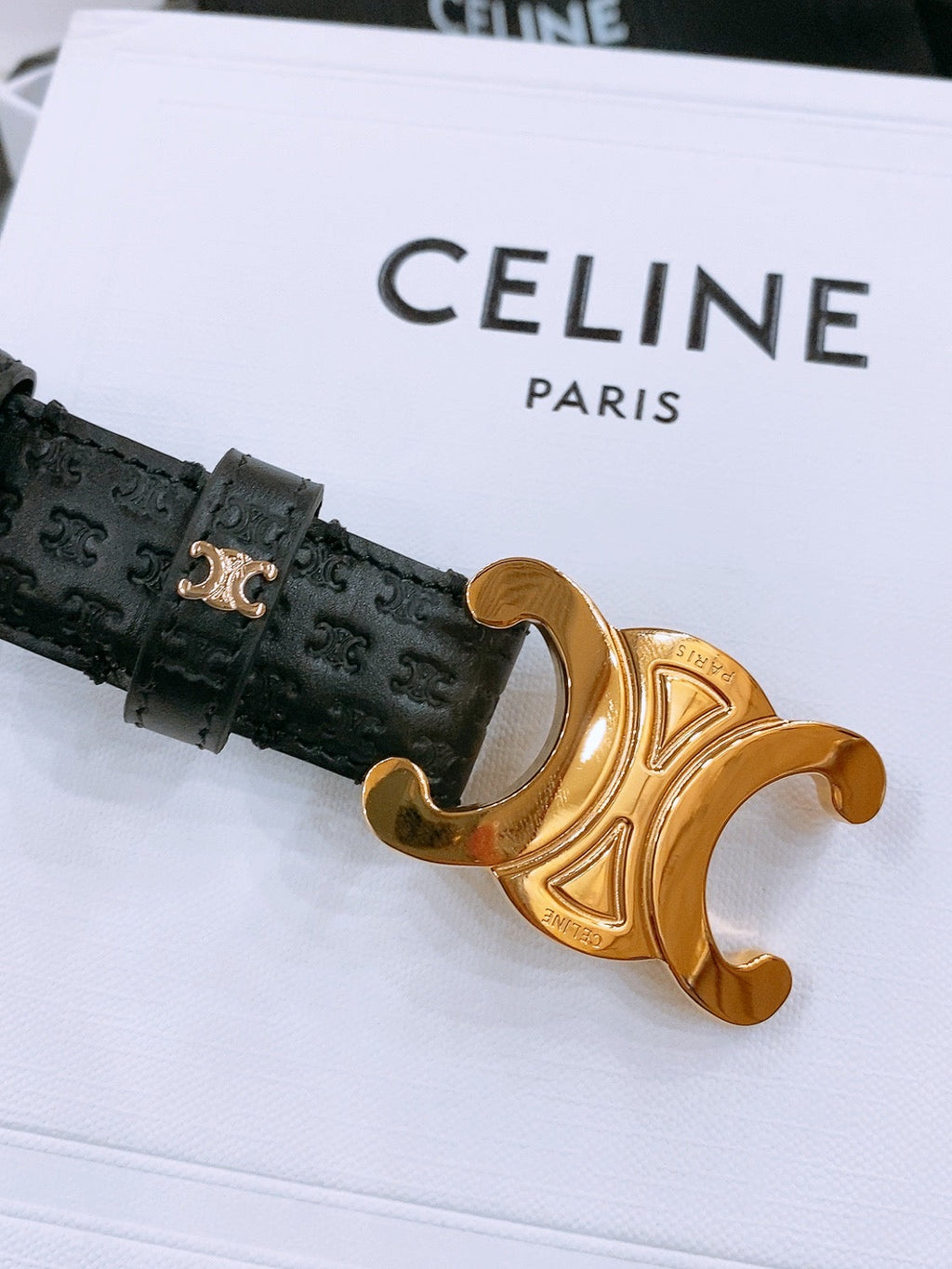 CELINE 25S TRIOMPHE BELT 25MM IN BLACK CALFSKIN DEBOSSED LOGO 570965