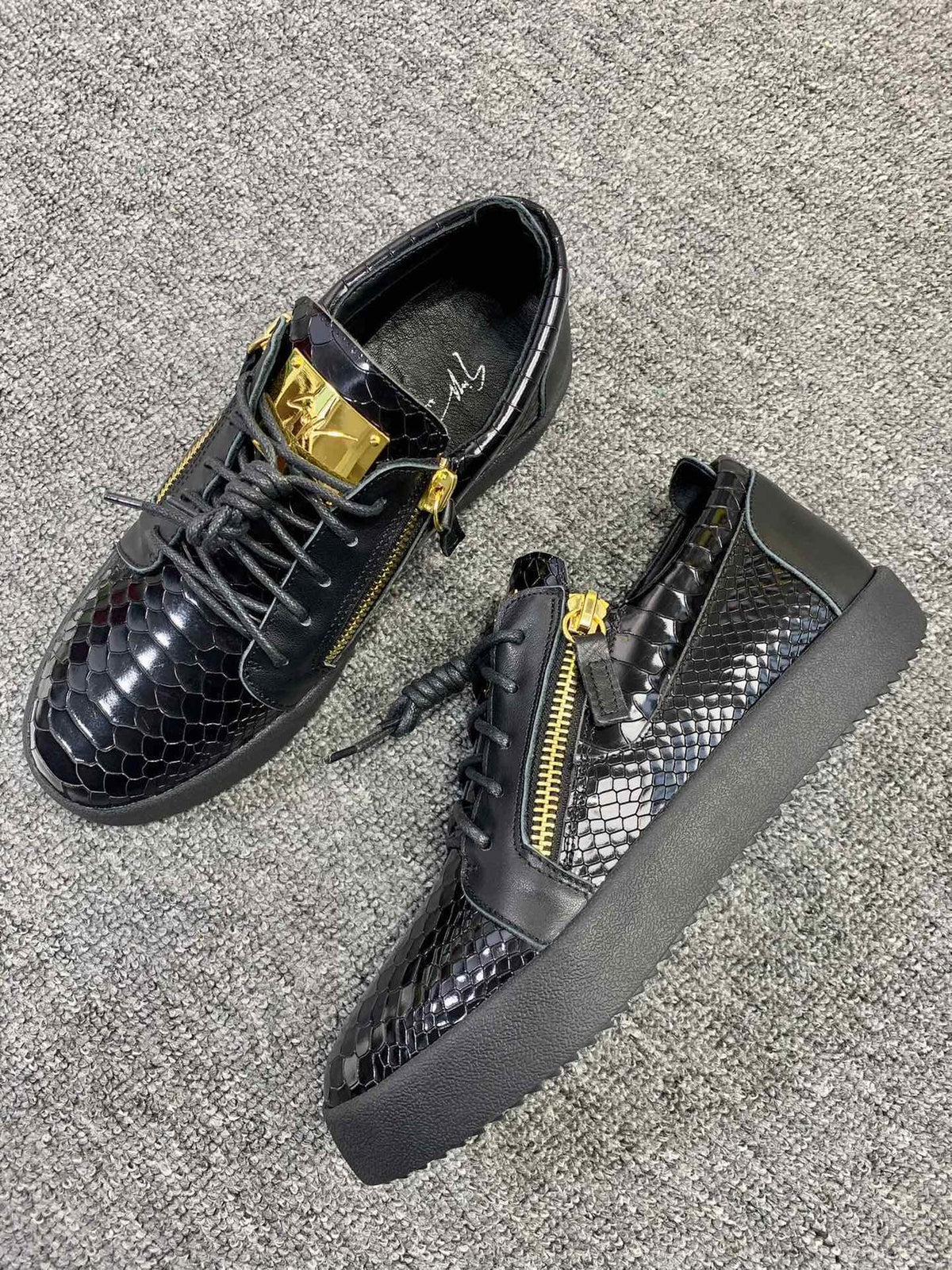 Giuseppe Zanotti Black Gold-Zip Low-Top Sneakers