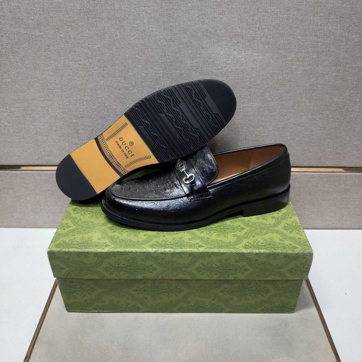Gucci Men's Black Textured Bit Loafers