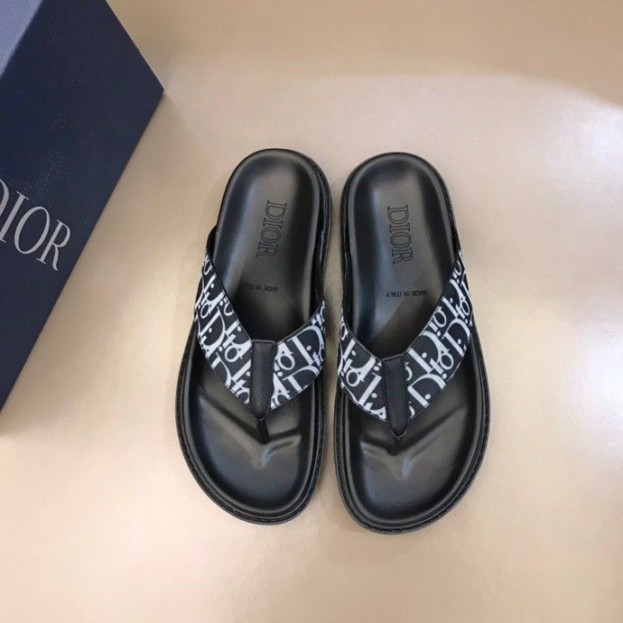 Dior Men's Black-and-White Thong Sandals
