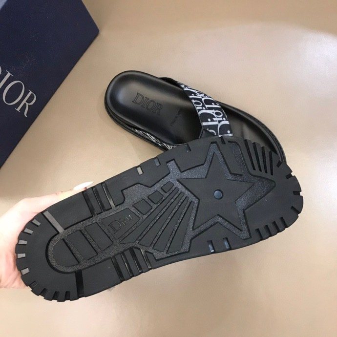 Dior Men's Black-and-White Thong Sandals